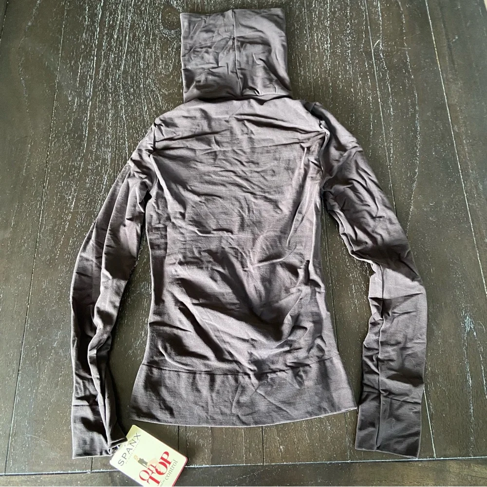 Spanx On Top And In Control Classic Turtleneck Bittersweet NWT Shaping Smoothing - Picture 5 of 10